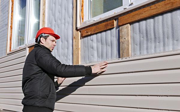 Cost of Vinyl Cladding Repair in Freehold